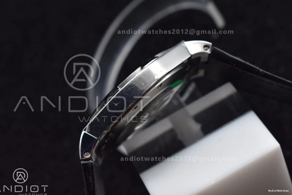 SS Overseas Dial Strap Black 8F 932 SportInspired Maker Black on Rubber 0119